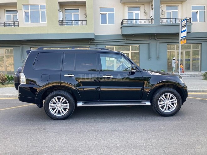 Mitsubishi Pajero 2014, 179,000 km - 3.8 l - Bakı