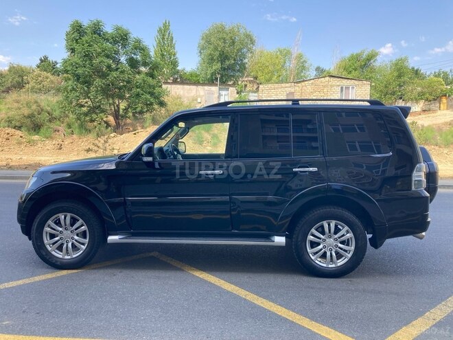 Mitsubishi Pajero 2014, 179,000 km - 3.8 l - Bakı