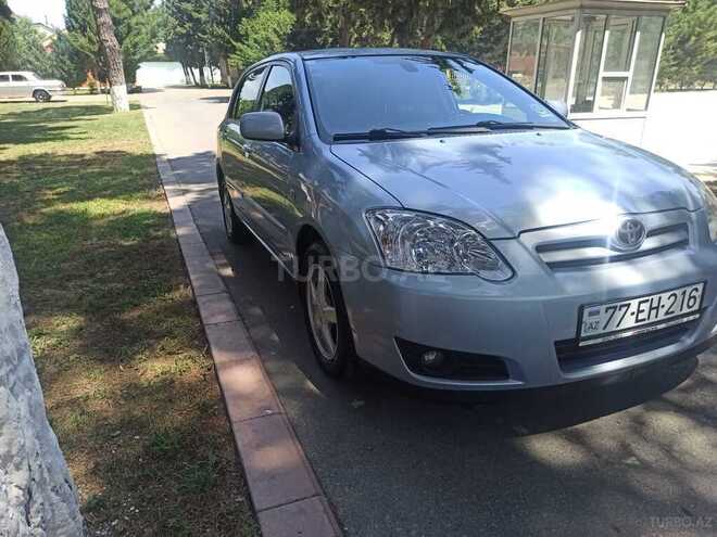 Toyota Corolla 2004, 200,000 km - 1.4 l - Bakı