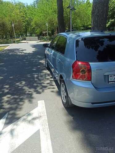 Toyota Corolla 2004, 200,000 km - 1.4 l - Bakı