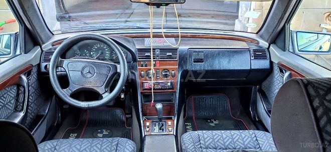 Mercedes C 180 1995, 316,000 km - 1.8 l - Bakı