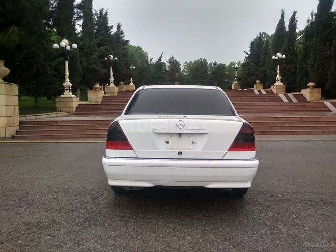 Mercedes C 230 1999, 300,000 km - 2.3 l - Şamaxı