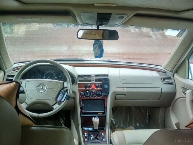Mercedes C 230 1999, 300,000 km - 2.3 l - Şamaxı