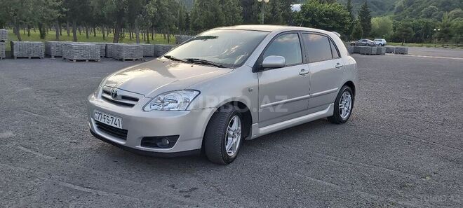 Toyota Corolla 2005, 235,000 km - 1.4 l - Bakı