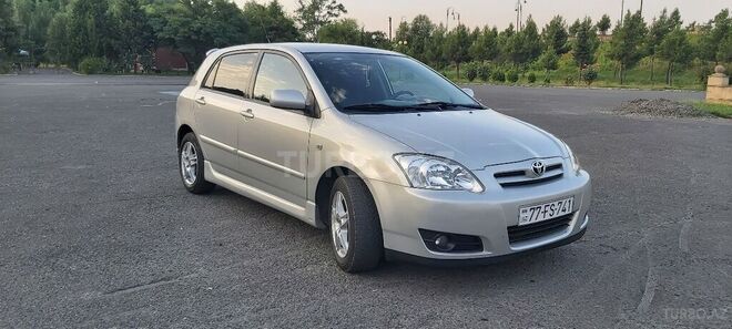 Toyota Corolla 2005, 235,000 km - 1.4 l - Bakı