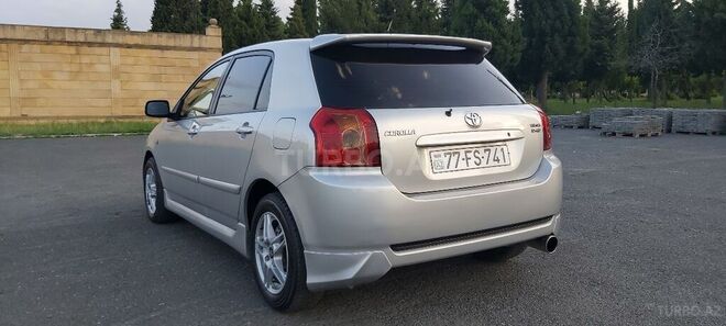 Toyota Corolla 2005, 235,000 km - 1.4 l - Bakı