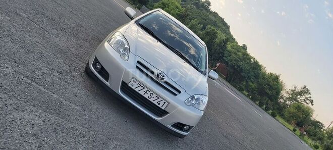 Toyota Corolla 2005, 235,000 km - 1.4 l - Bakı