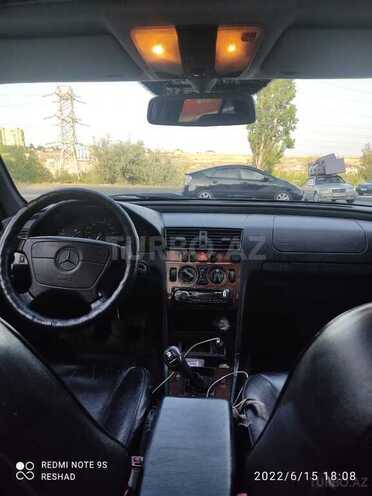 Mercedes C 220 1997, 232,537 km - 2.2 l - Bakı
