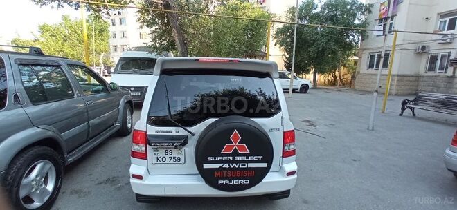 Mitsubishi Pajero io 2000, 324,521 km - 1.8 l - Sumqayıt