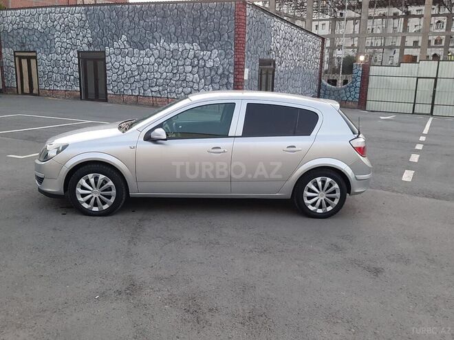 Opel Astra 2006, 179,000 km - 1.4 l - Gəncə