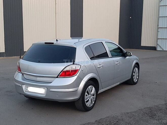 Opel Astra 2006, 179,000 km - 1.4 l - Gəncə