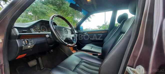 Mercedes E 200 1993, 440,000 km - 2.0 л - Bakı