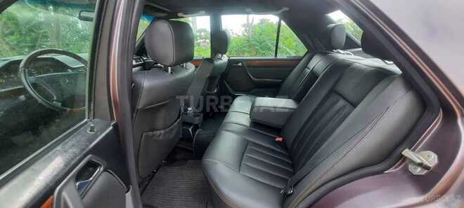 Mercedes E 200 1993, 440,000 km - 2.0 л - Bakı