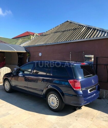 Opel Astra 2005, 216,000 km - 1.4 l - Bakı