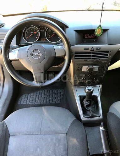 Opel Astra 2005, 216,000 km - 1.4 l - Bakı