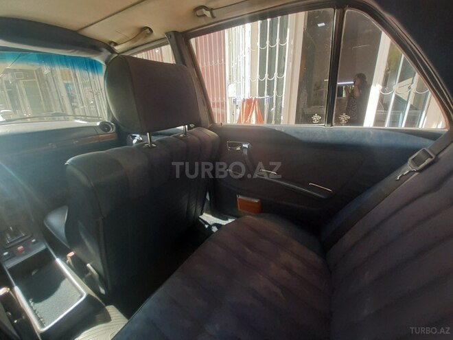 Mercedes E 280 1980, 190,000 km - 2.8 l - Bakı