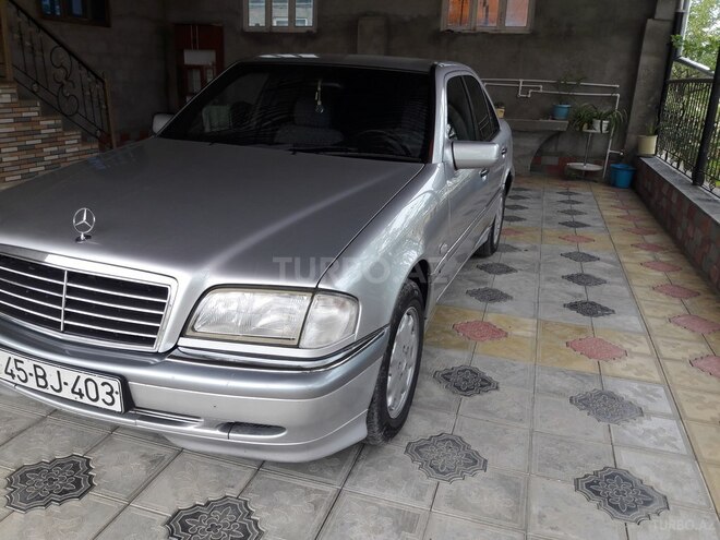 Mercedes C 240 1997, 297,986 km - 2.4 l - Tovuz
