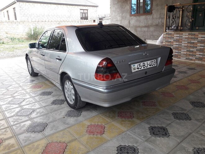 Mercedes C 240 1997, 297,986 km - 2.4 l - Tovuz