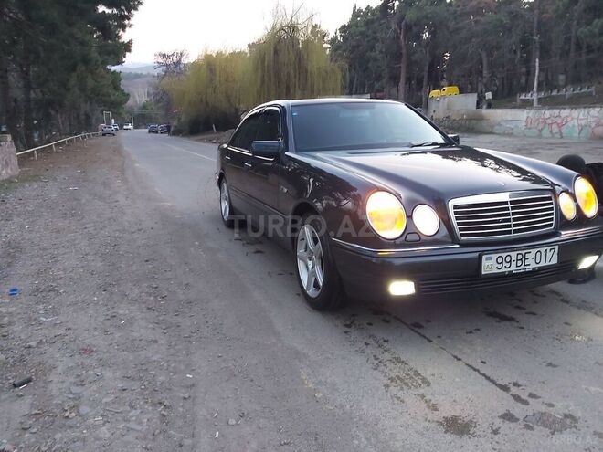 Mercedes E 240 1998, 237,000 km - 2.4 l - Tovuz