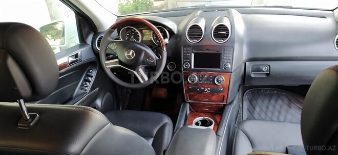 Mercedes ML 350 2011, 136,000 km - 3.5 l - Bakı