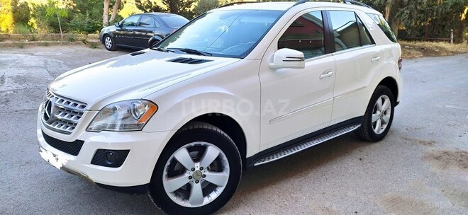 Mercedes ML 350 2011, 136,000 km - 3.5 l - Bakı