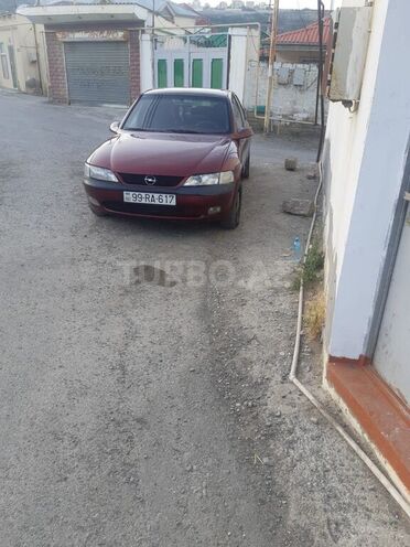 Opel Vectra 1996, 320,000 km - 1.8 l - Bakı