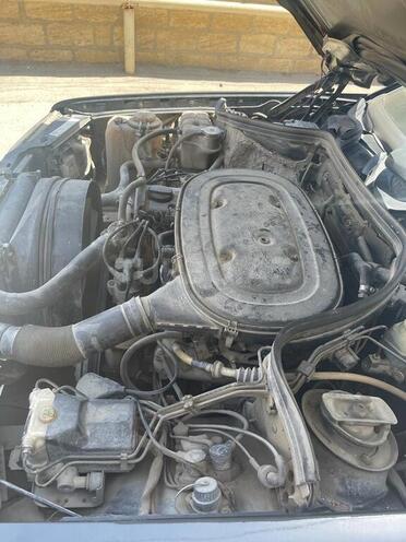 Mercedes E 250 1990, 394,448 km - 2.5 л - Bakı