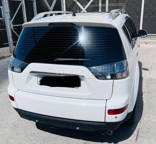Mitsubishi Outlander 2008, 185,000 km - 3.0 l - Bakı