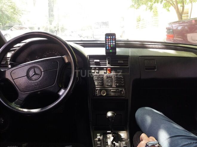 Mercedes C 220 1994, 423,568 km - 2.2 l - Bakı