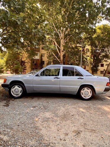 Mercedes 190 1992, 200,000 km - 2.0 l - Mingəçevir