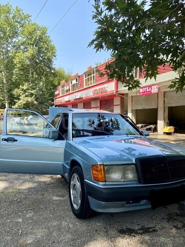Mercedes 190 1992, 200,000 km - 2.0 l - Mingəçevir