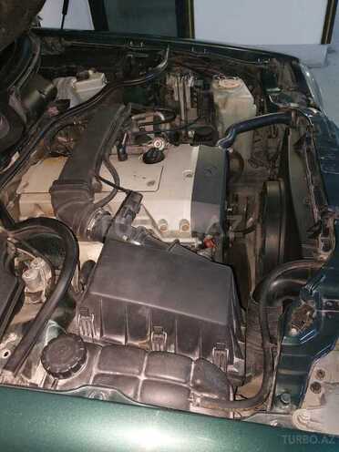 Mercedes E 200 2000, 333,000 km - 2.0 l - Bakı
