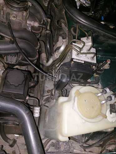 Mercedes E 200 2000, 333,000 km - 2.0 l - Bakı