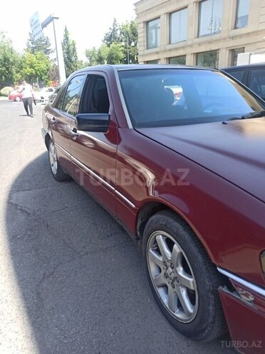 Mercedes C 220 1994, 130,000 km - 2.2 л - Bakı
