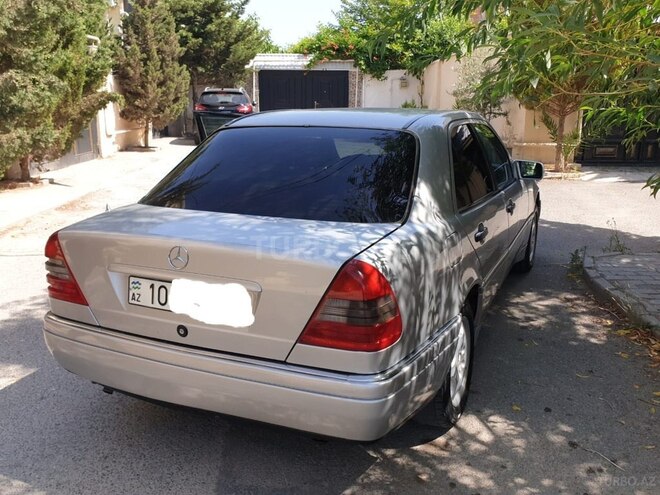Mercedes C 220 1996, 282,056 km - 2.2 l - Bakı