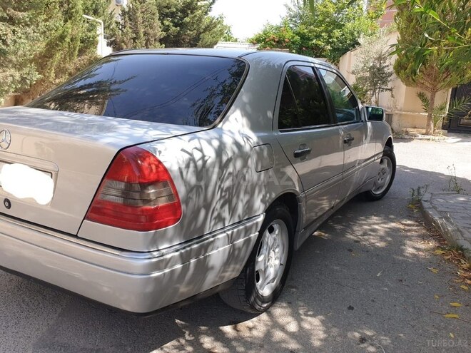 Mercedes C 220 1996, 282,056 km - 2.2 l - Bakı