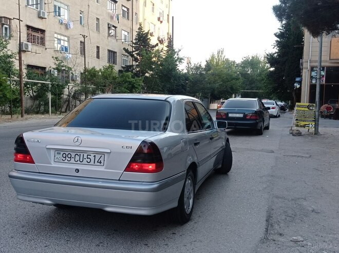 Mercedes C 220 1999, 410,000 km - 2.2 l - Bakı