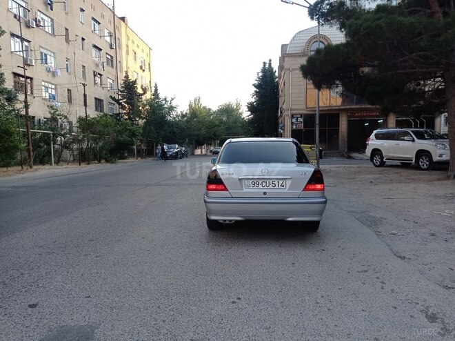 Mercedes C 220 1999, 410,000 km - 2.2 l - Bakı
