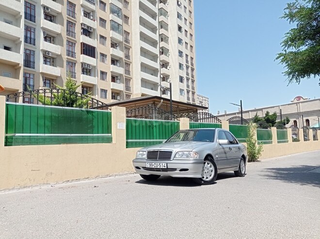 Mercedes C 220 1999, 410,000 km - 2.2 l - Bakı