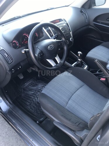 Kia Ceed 2010, 178,000 km - 1.6 l - Bakı