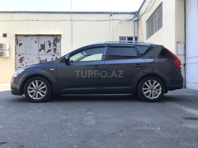 Kia Ceed 2010, 178,000 km - 1.6 l - Bakı