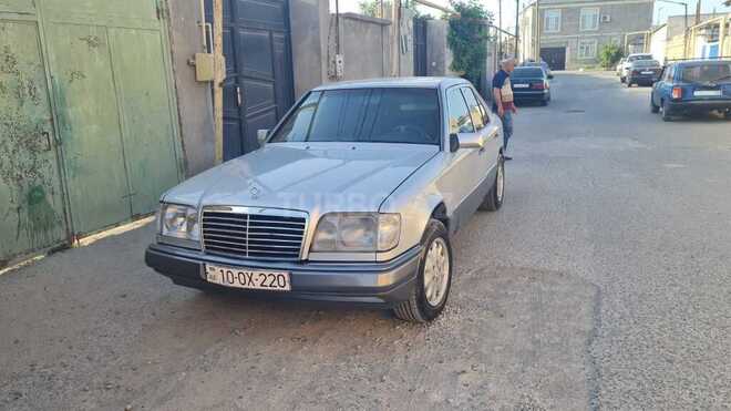 Mercedes E 200 1995, 458,000 km - 2.0 л - Bakı