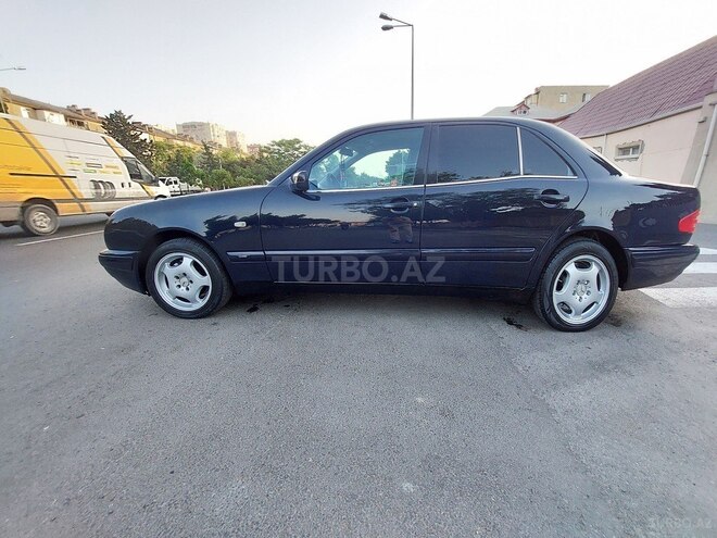 Mercedes E 200 1999, 361,000 km - 2.0 l - Bakı