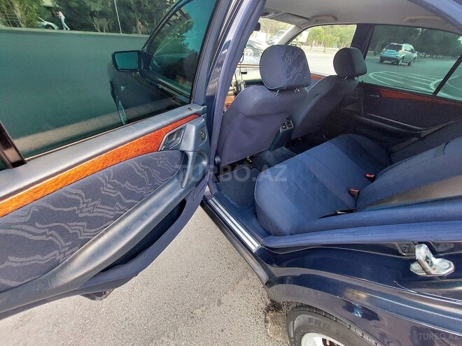 Mercedes E 200 1999, 361,000 km - 2.0 l - Bakı
