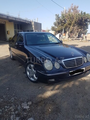 Mercedes E 270 2001, 442,500 km - 2.7 l - Bakı