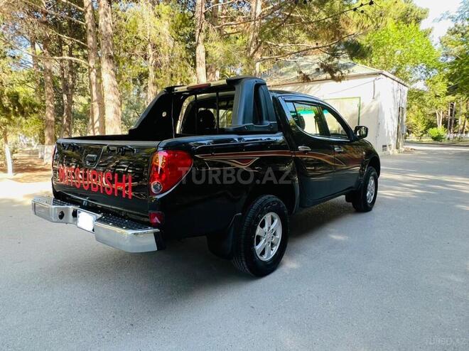 Mitsubishi L200 2012, 194,200 km - 2.5 l - Xırdalan
