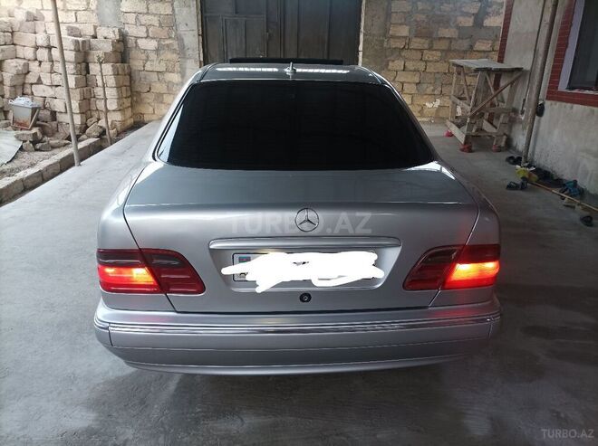 Mercedes E 280 2000, 336,306 km - 2.8 l - Bakı