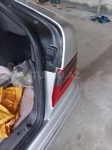 Mercedes E 280 2000, 336,306 km - 2.8 l - Bakı