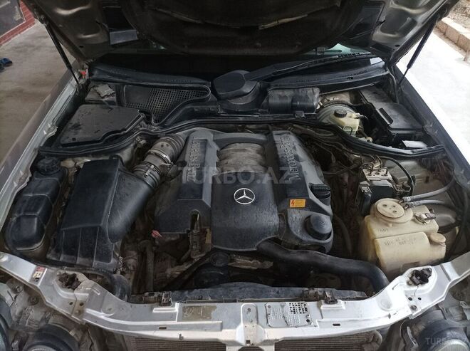 Mercedes E 280 2000, 336,306 km - 2.8 l - Bakı