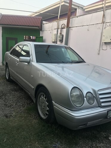 Mercedes E 230 1996, 245,678 km - 2.3 l - Bakı